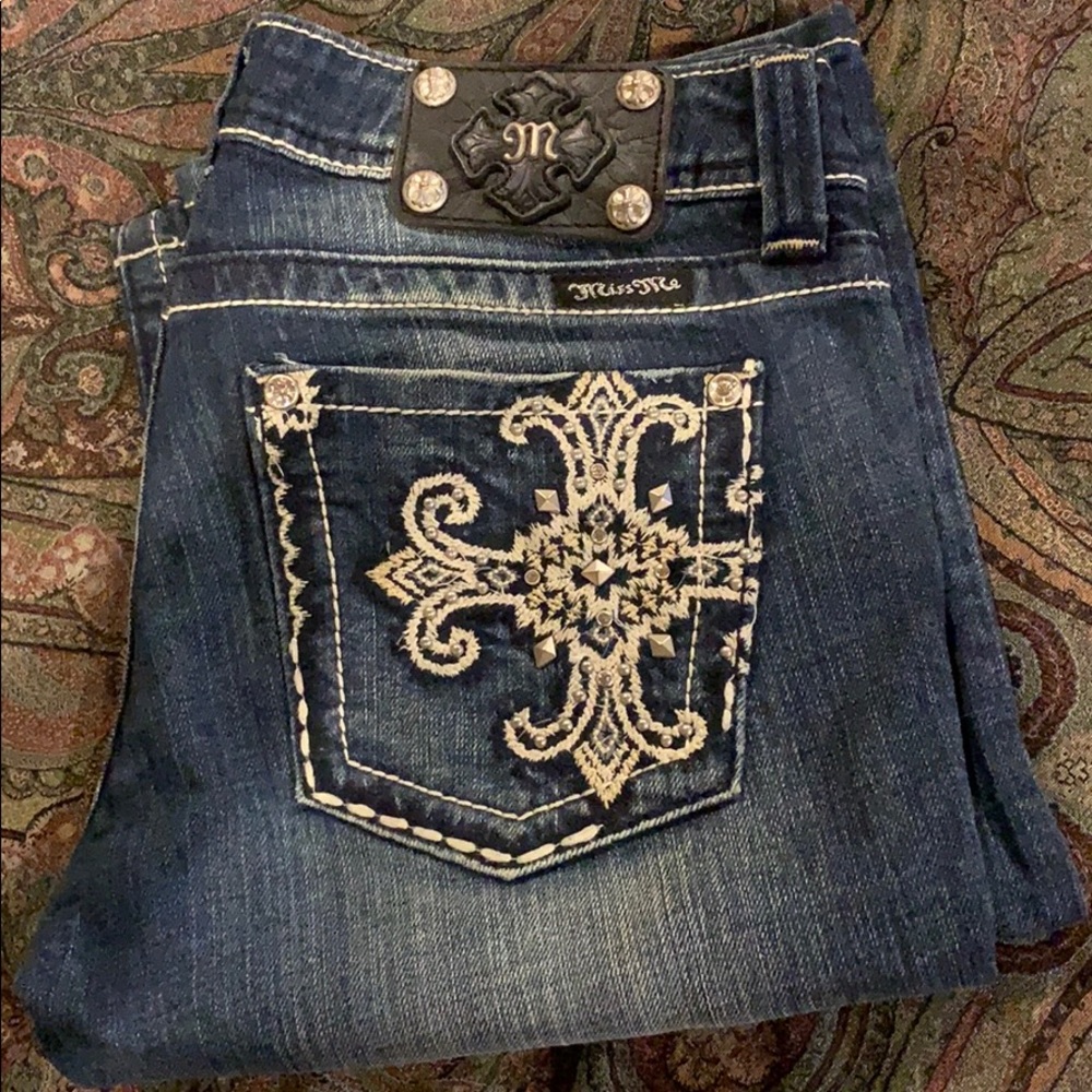 Size 28 regular Miss Me jeans